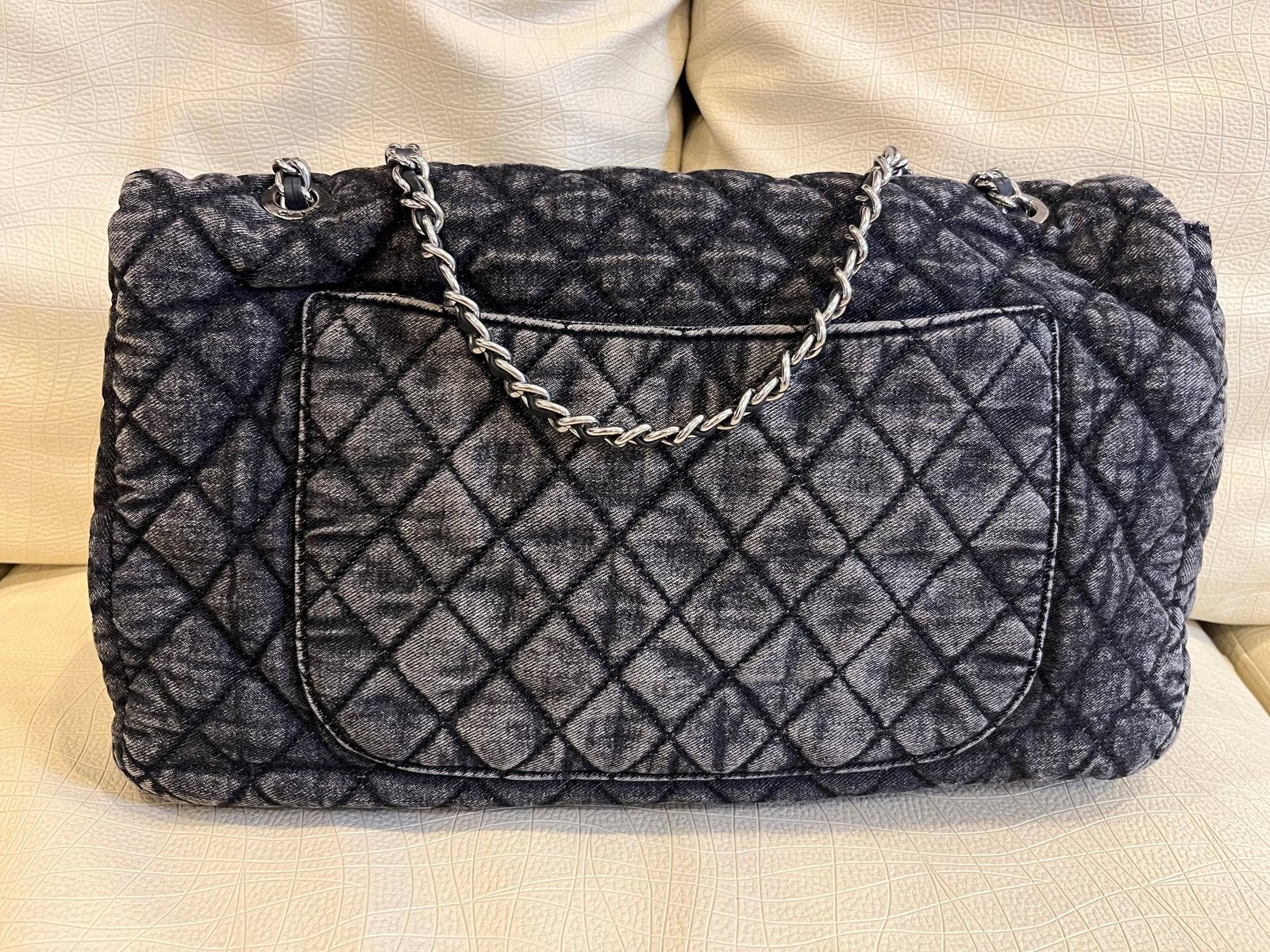 Chanel XL Denim Flap Bag (Denimpression)